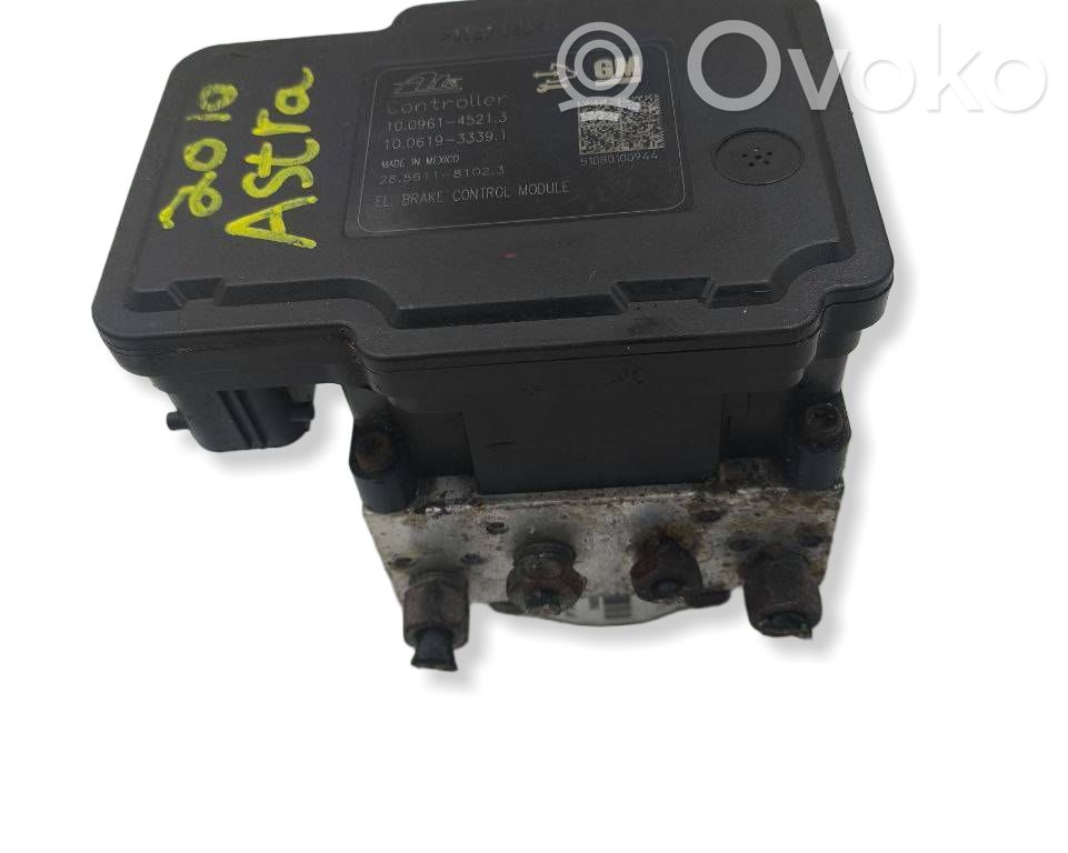 Opel Astra J Bomba de ABS 
