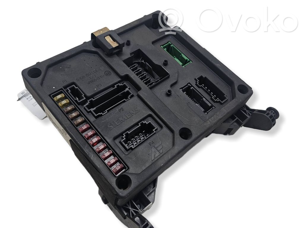 Volkswagen Sharan Fuse module 