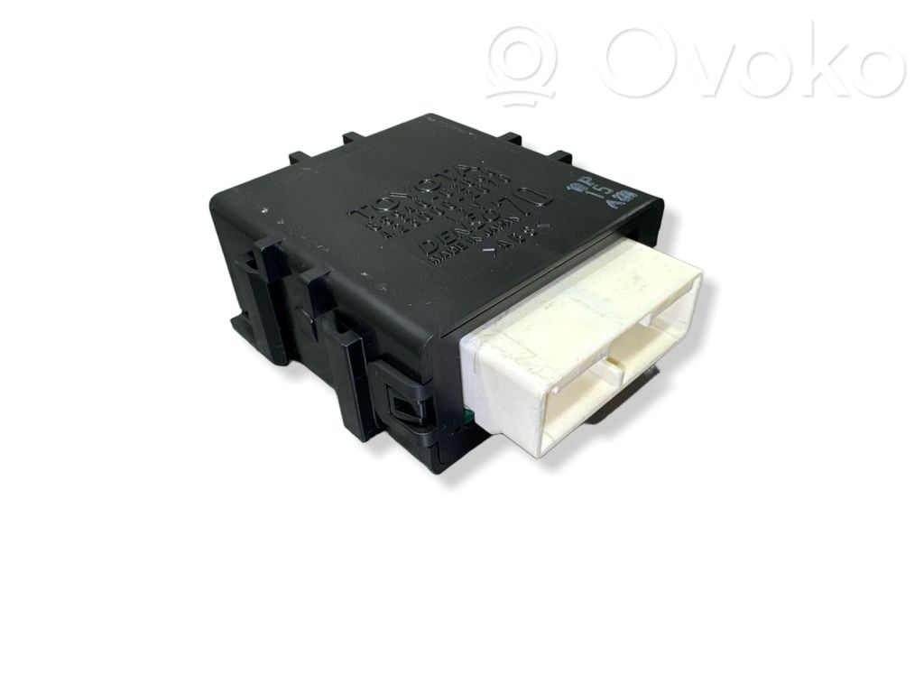 Toyota Auris E180 Other control units/modules 