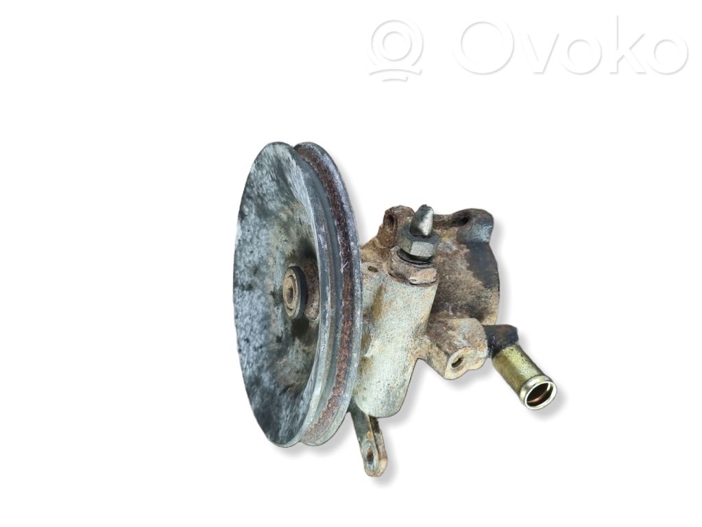 Ohjaustehostimen pumppu