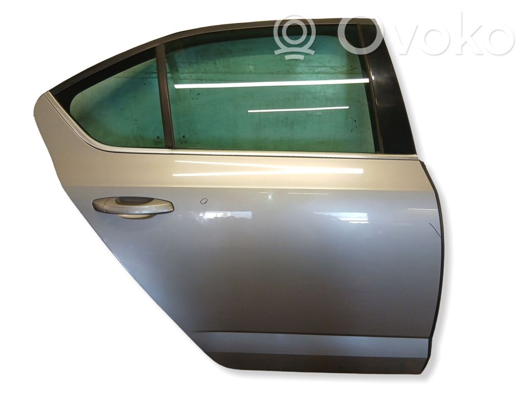 Skoda Octavia Mk3 (5E) Puerta trasera 