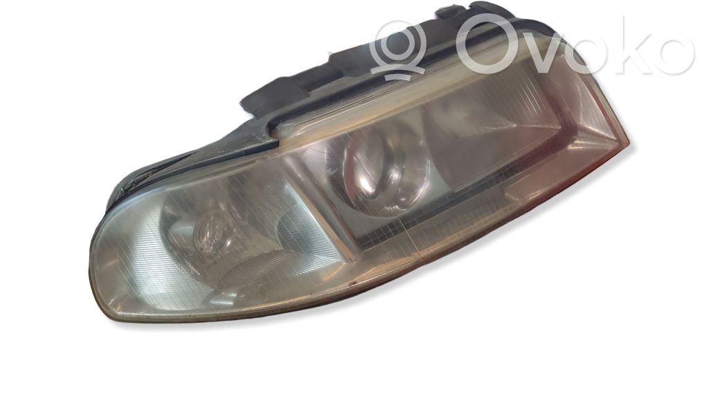 Audi A4 S4 B5 8D Scheinwerfer 