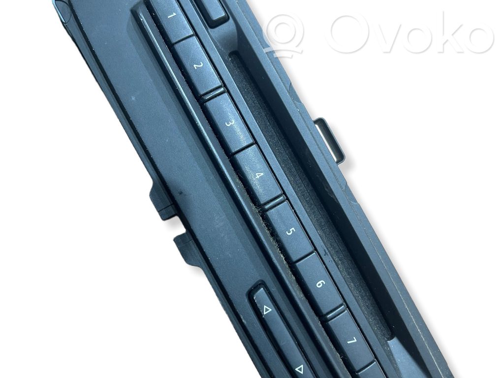 Radio / CD-Player / DVD-Player / Navigation   9226347