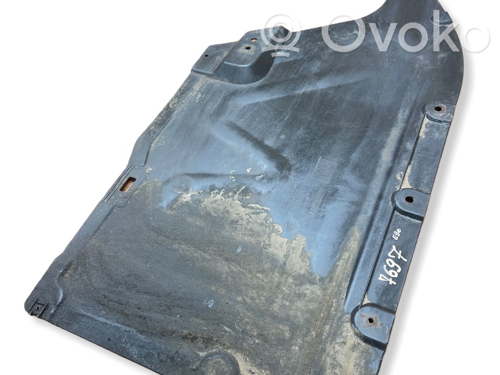 BMW 3 E90 E91 Center/middle under tray cover 