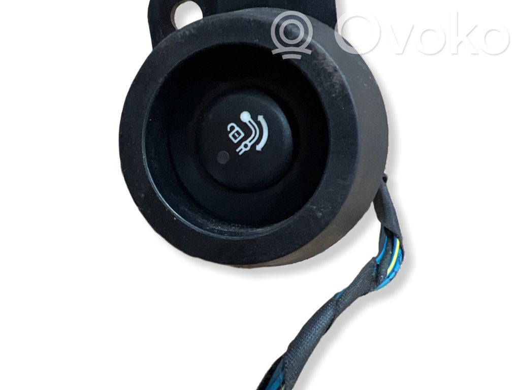 BMW 5 E60 E61 Switch for retractable tow bar 