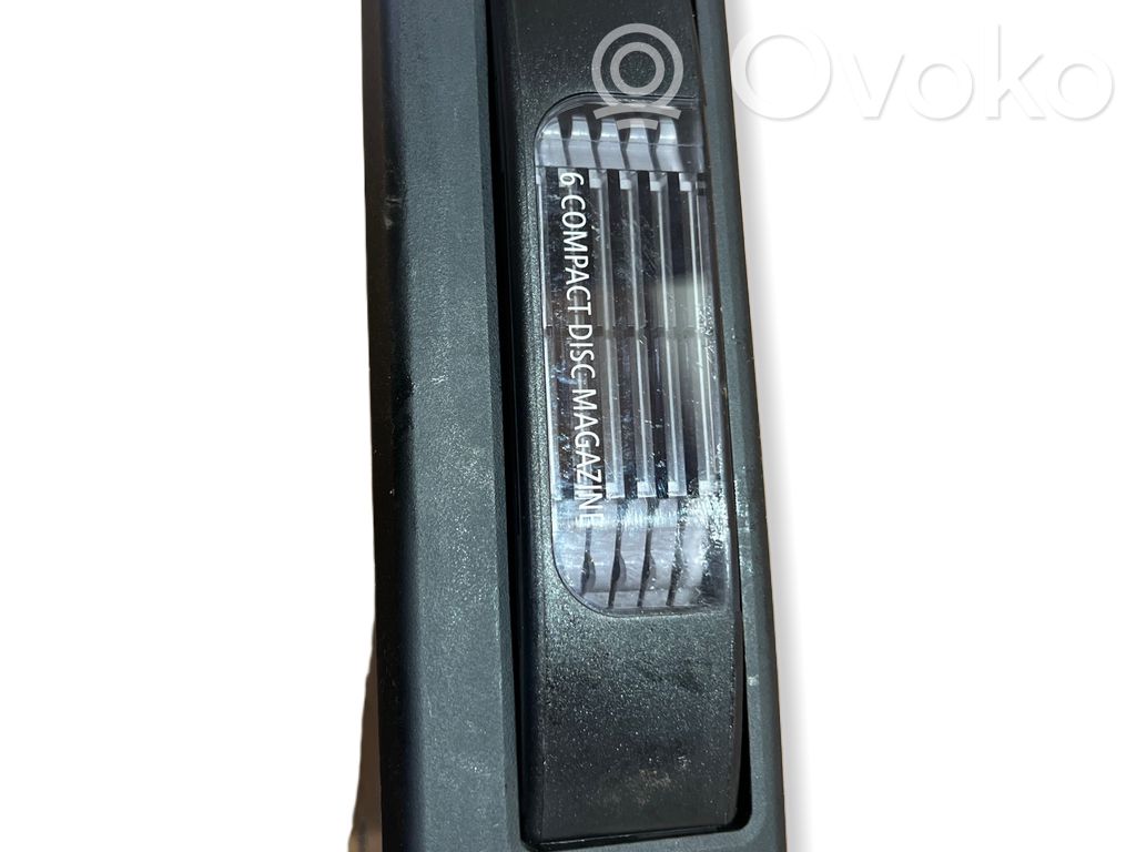 BMW 5 E60 E61 CD/DVD keitiklis 