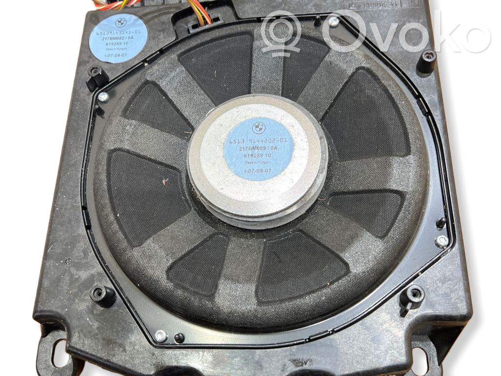 BMW 5 E60 E61 Subwoofer speaker 