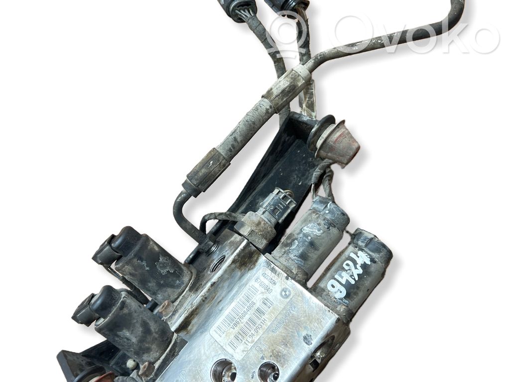 BMW 5 E60 E61 Active stabilizer control/valve assembly 