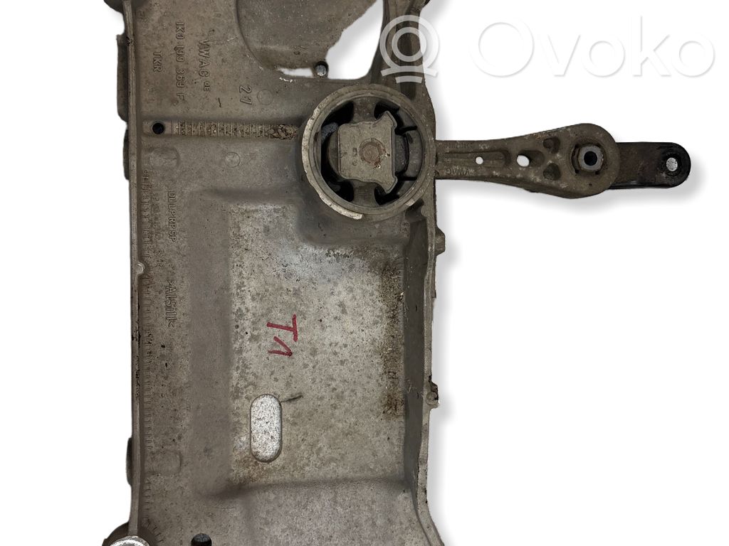 Volkswagen Golf VI Engine mounting bracket 