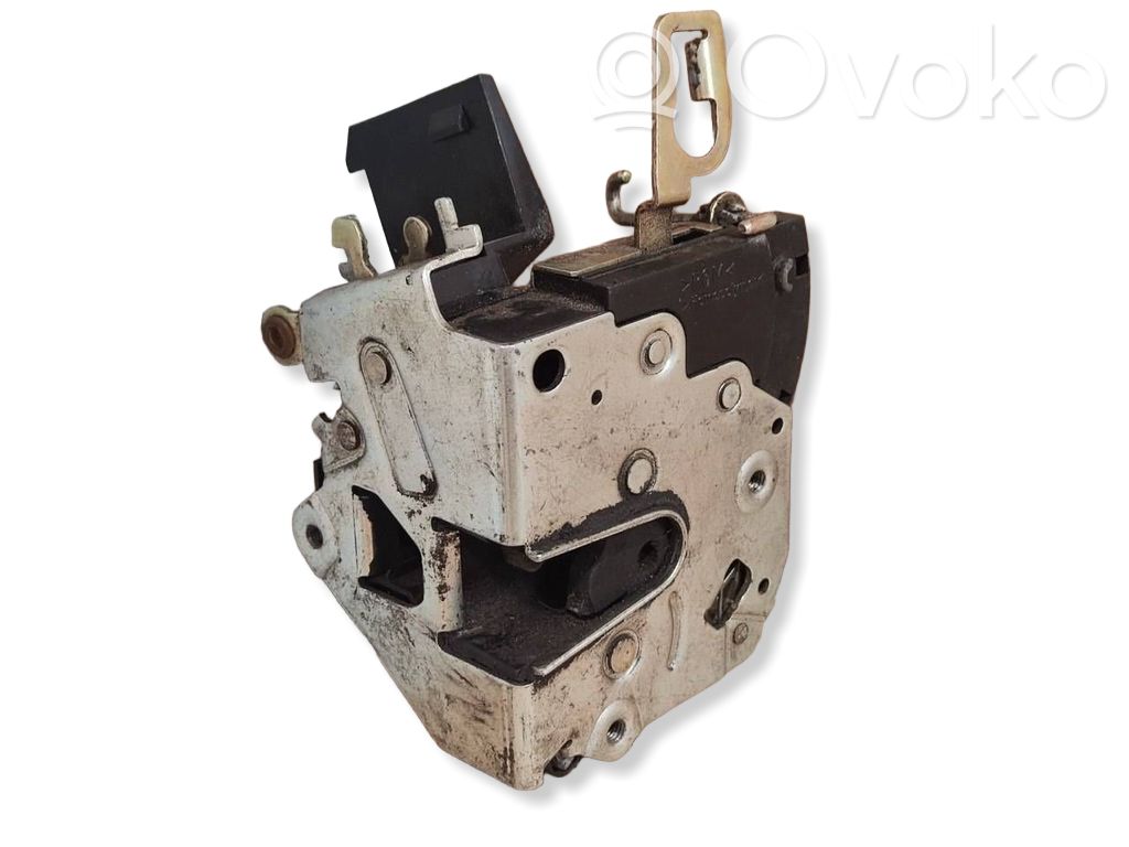 Front door lock   8122204