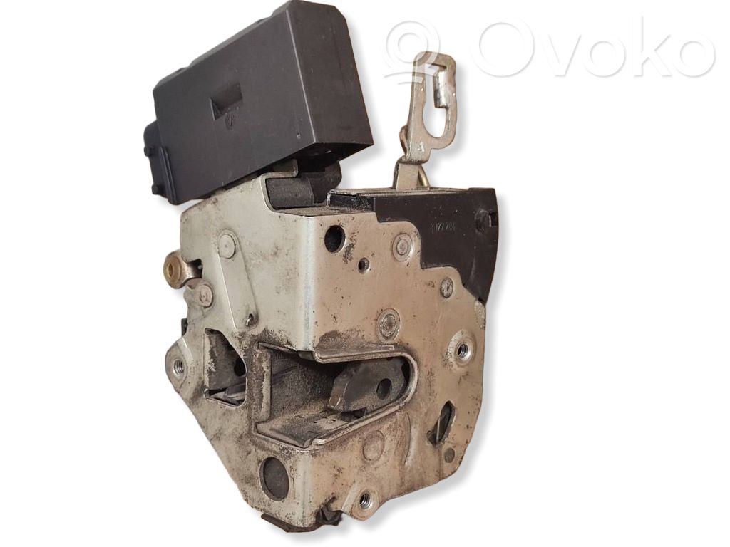 Front door lock   1387606,67111387606,141306
