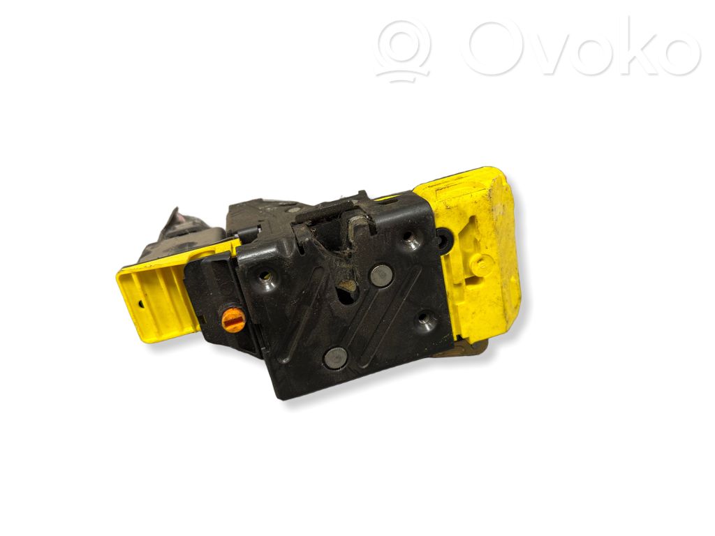 Volvo V70 Cerradura de puerta trasera 