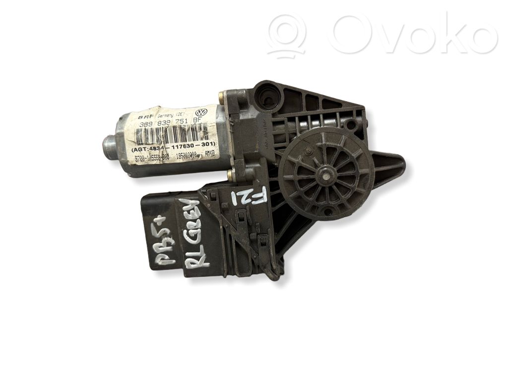 Volkswagen PASSAT B5.5 Silniczek podnoszenia szyby drzwi tylnych 