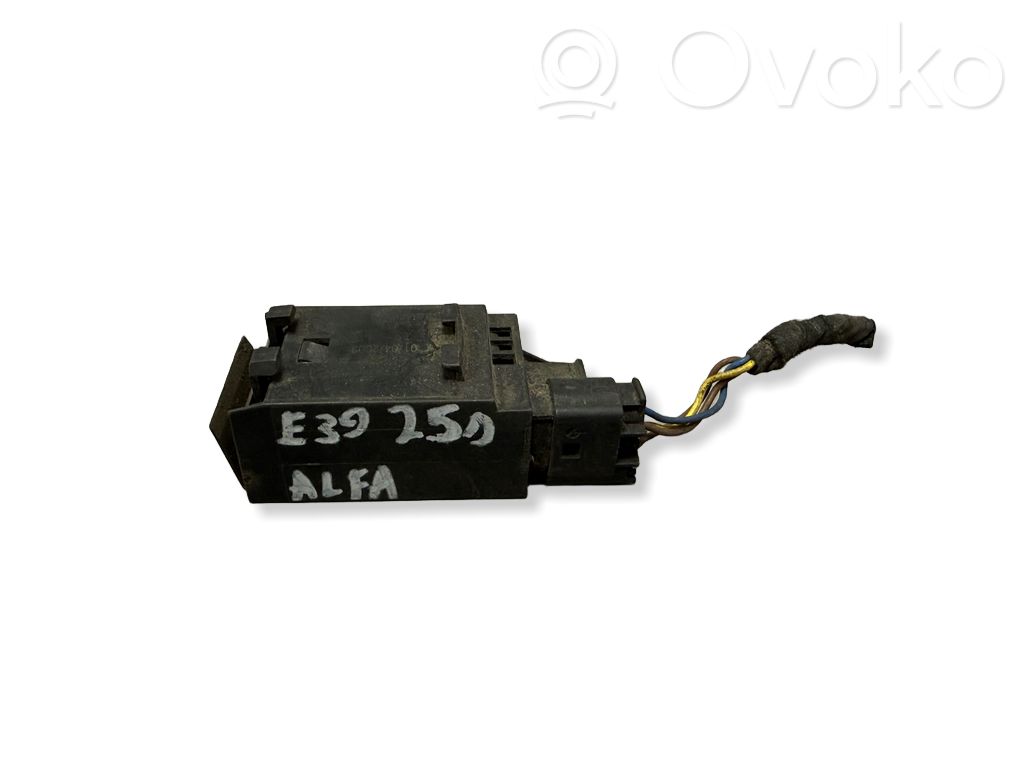 BMW 5 E39 AUC sensor 