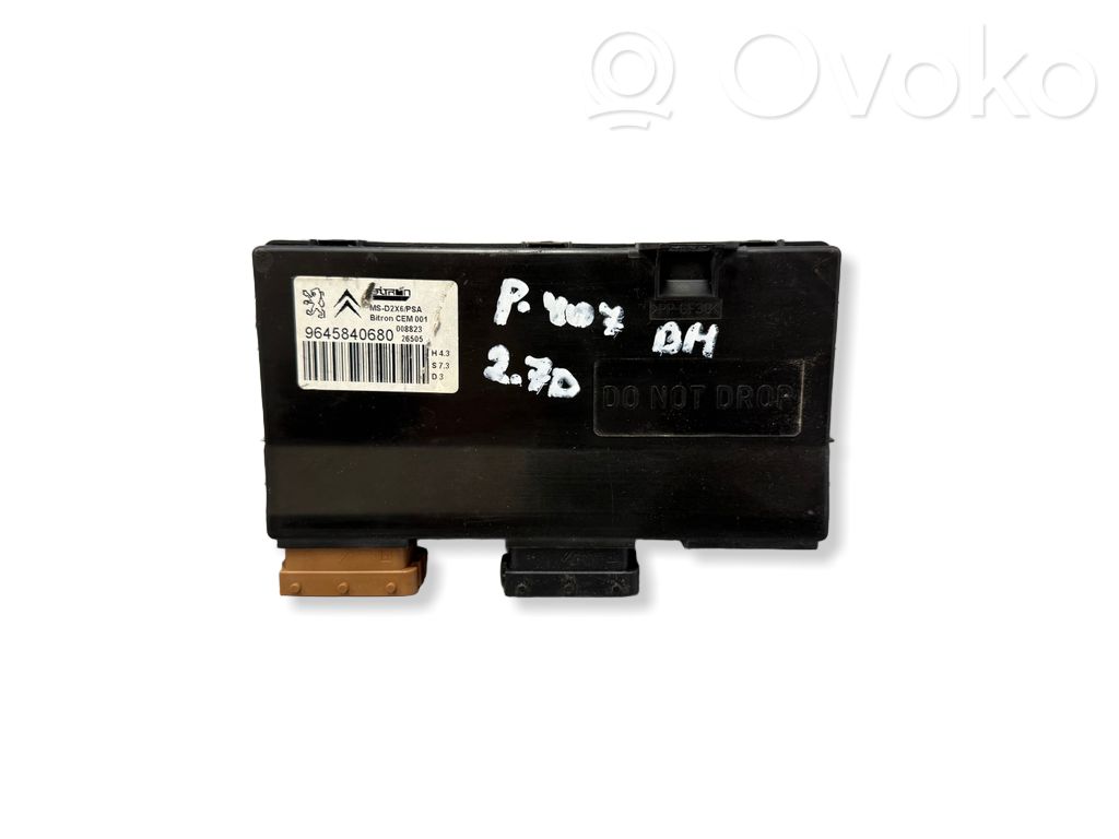 Peugeot 407 Seat control module 