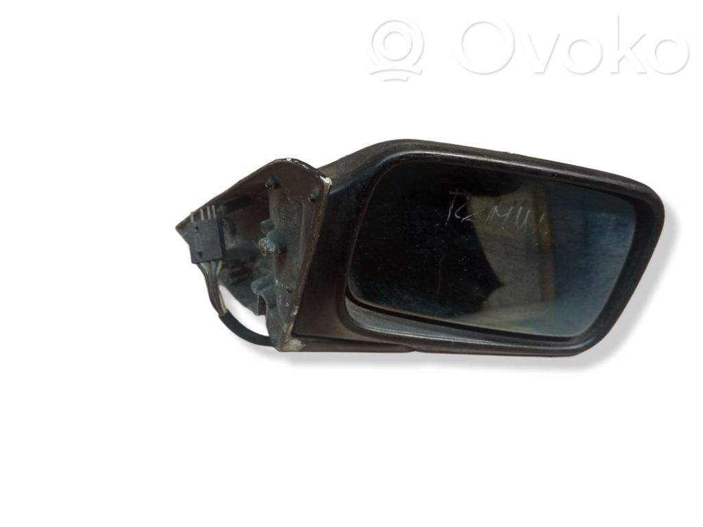 Front door electric wing mirror   E10117111