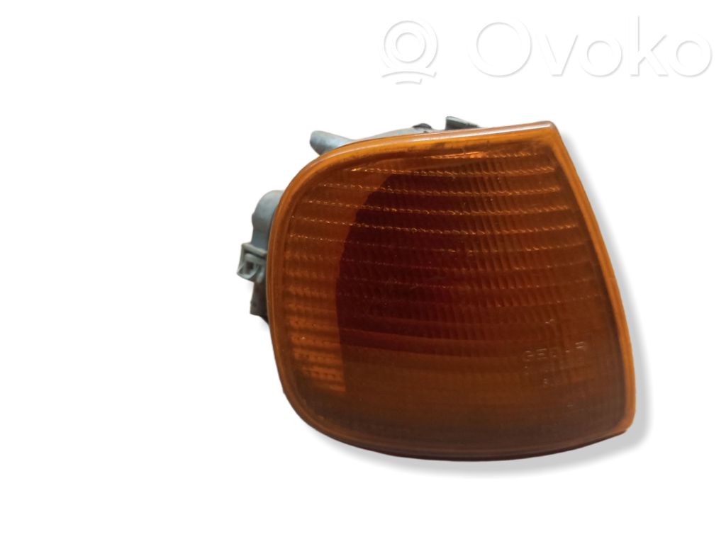 Front indicator light   20482000D