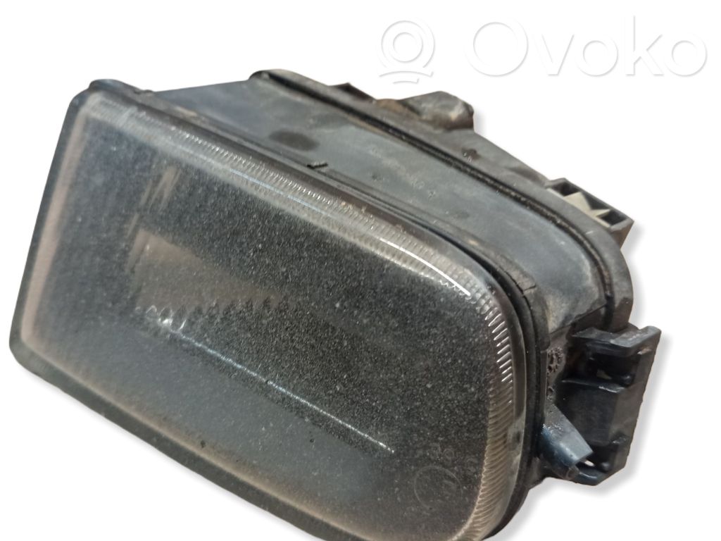 BMW 5 E39 Miglas lukturis priekšā 