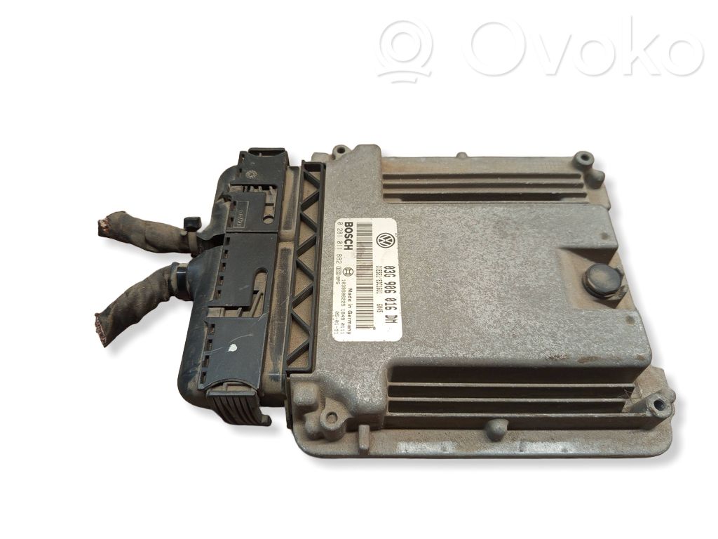 Volkswagen Caddy Engine control unit/module 