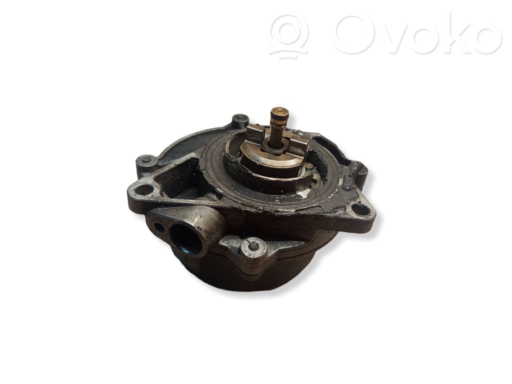 Audi A4 S4 B7 8E 8H Pompă vacuum 