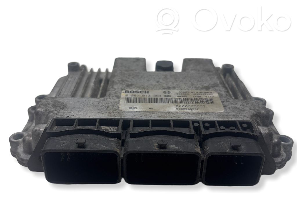 Opel Vivaro Engine control unit/module 