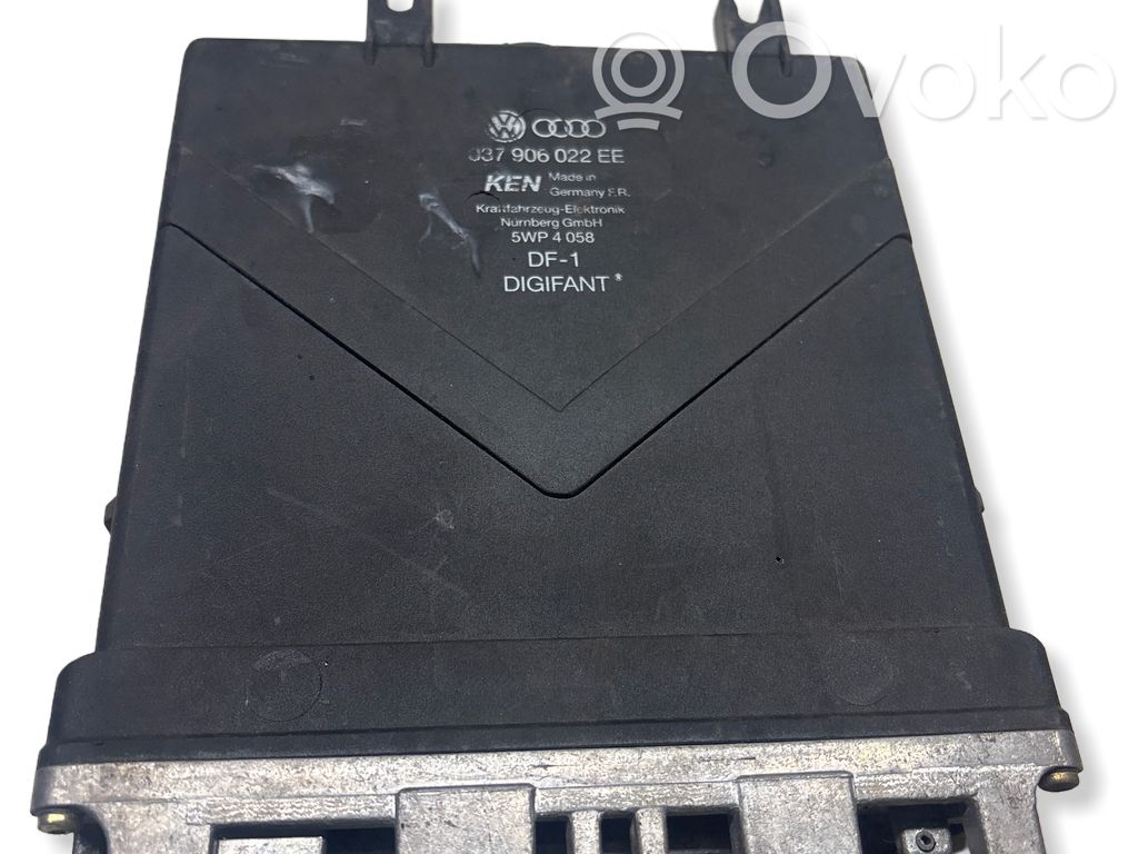 Audi 80 90 S2 B4 Engine control unit/module 