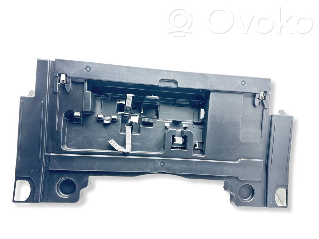 Tool box   8W8863373