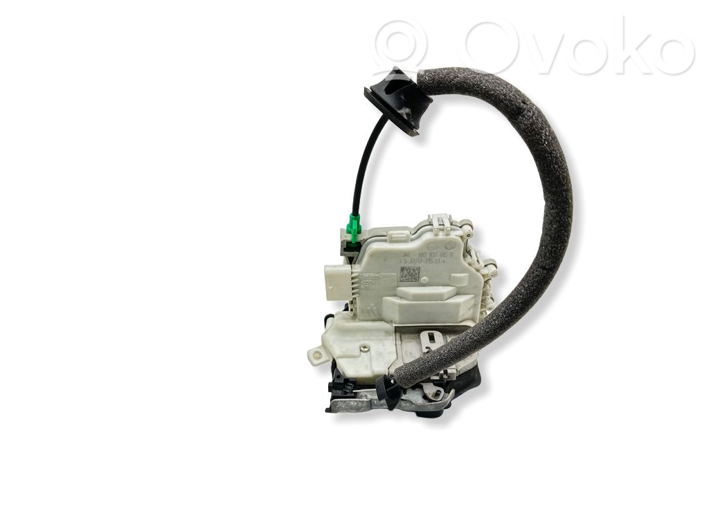 Front door lock   8X2837015B