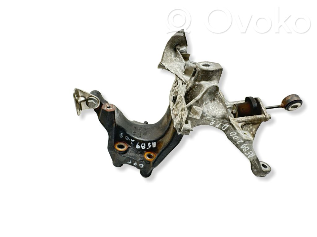 Audi A5 Engine mounting bracket 
