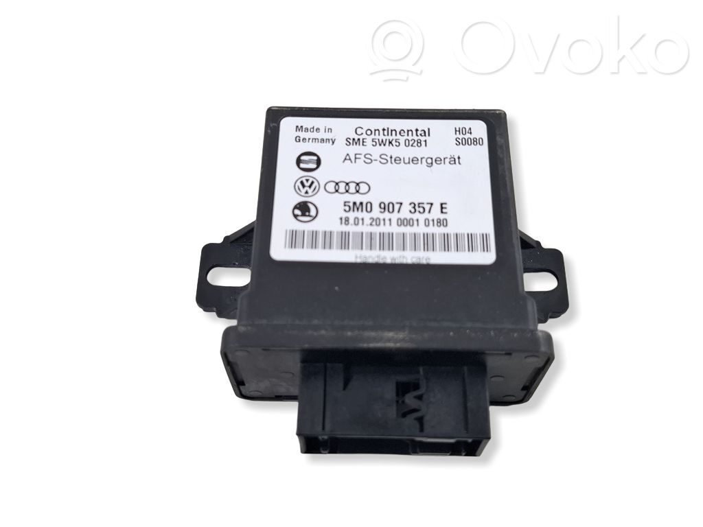 Volkswagen Touran II Light module LCM 