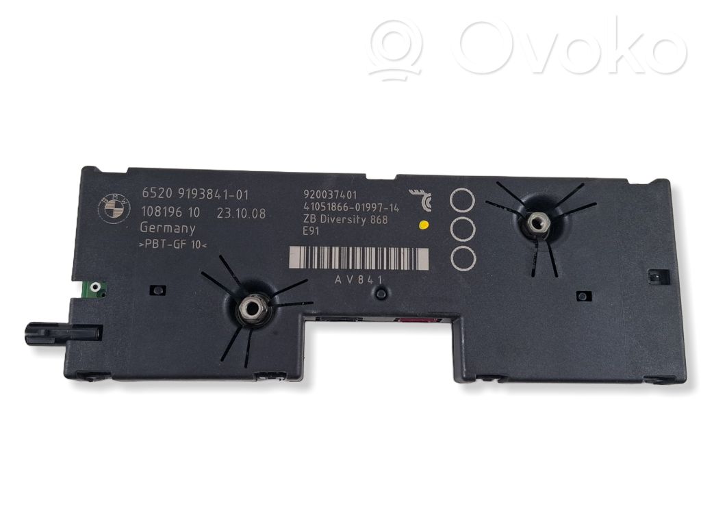 BMW 3 E90 E91 Antenas pastiprinātājs 