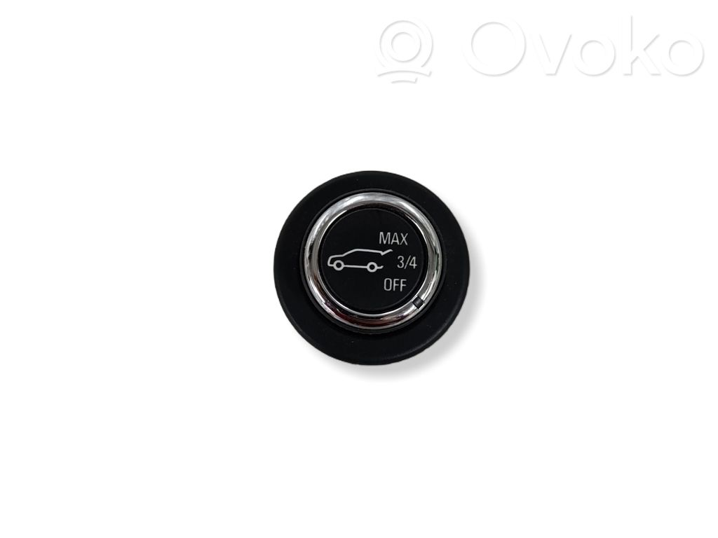 Opel Astra K Tailgate opening switch 