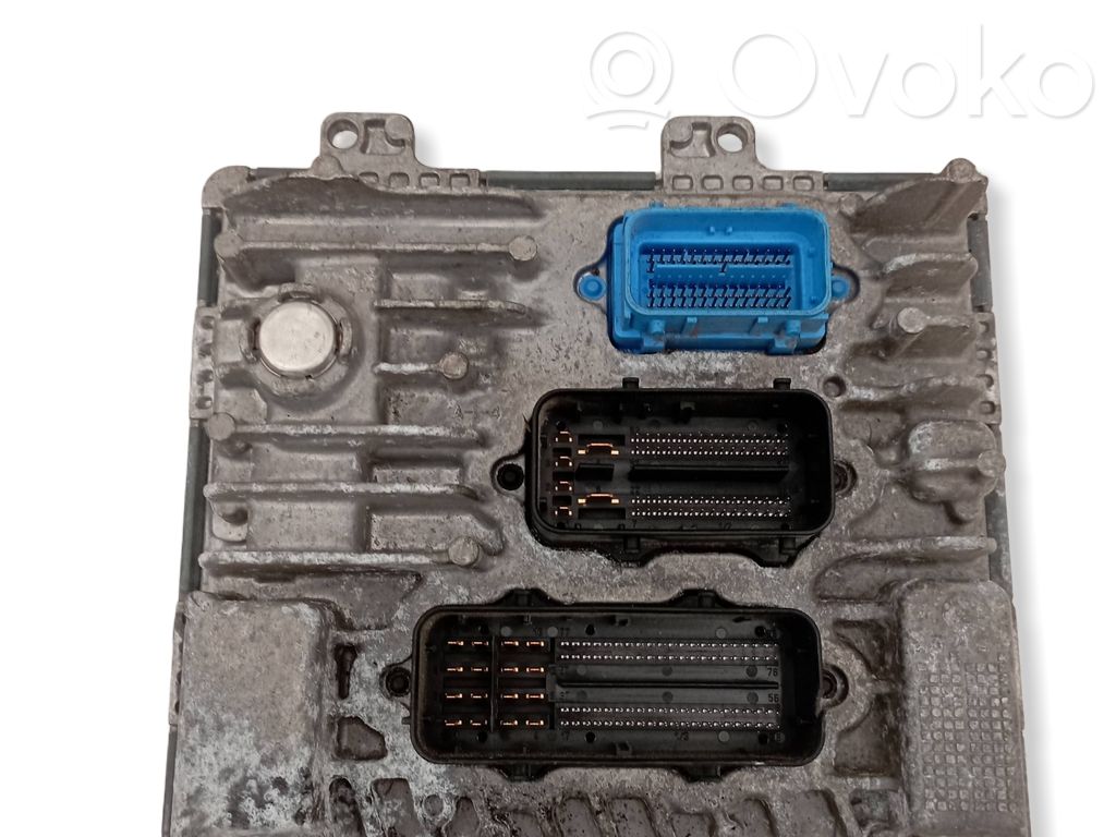 Opel Astra J Engine control unit/module 