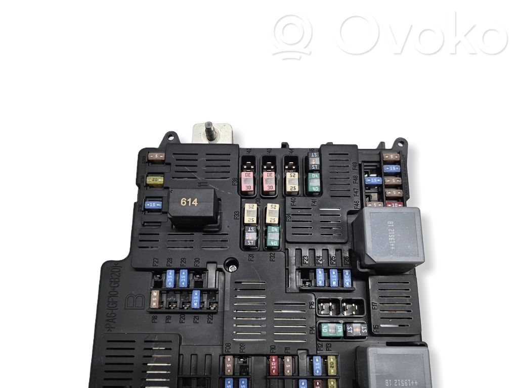 Volvo XC90 Juego de caja de fusibles 