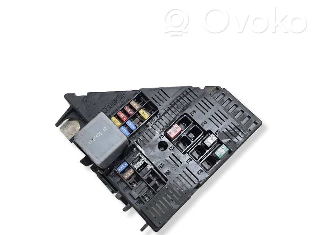 Volvo S90, V90 Fuse module 