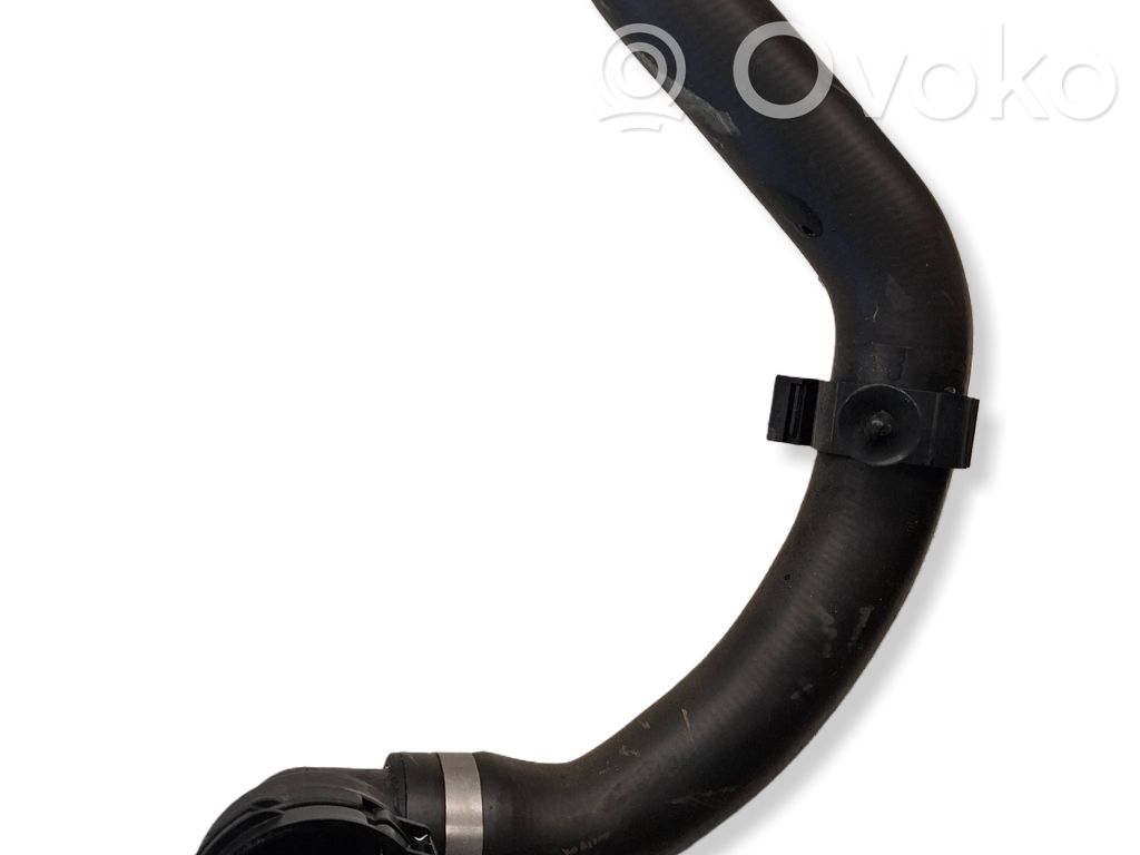 Volvo V40 Engine coolant pipe/hose 
