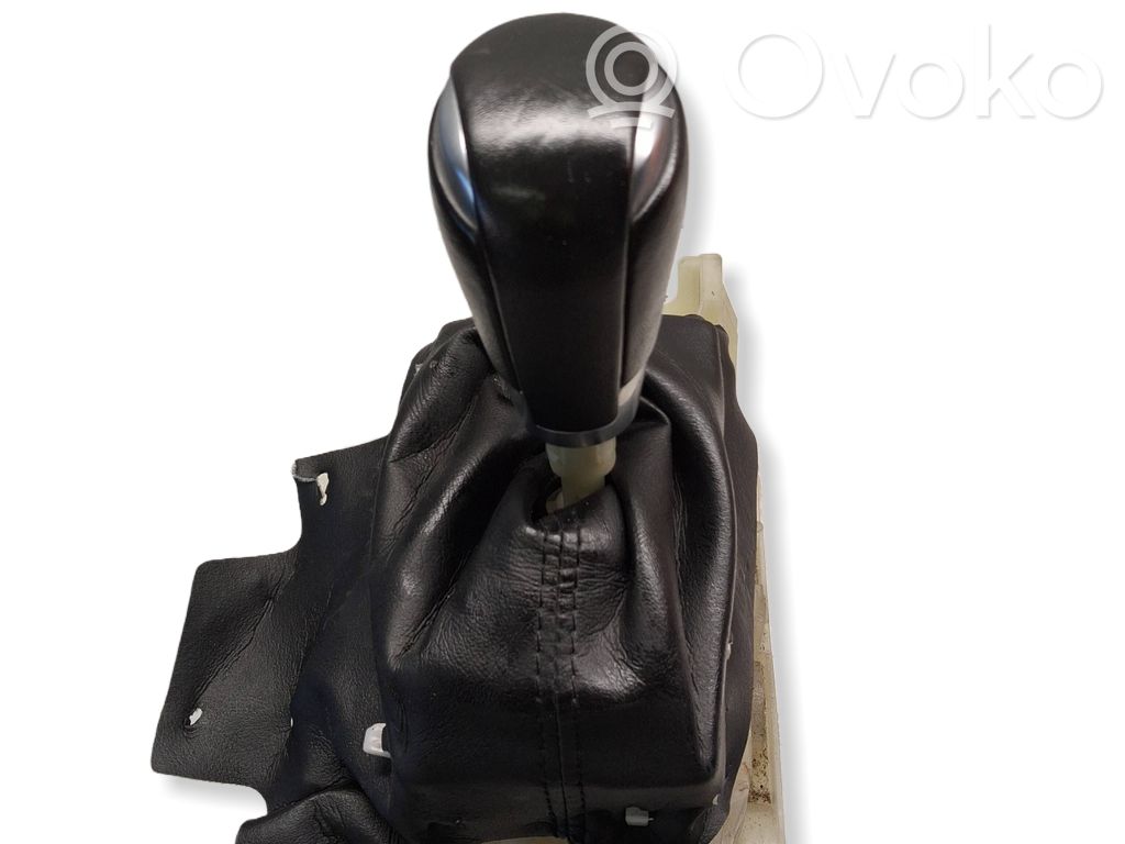 Mazda 6 Gear shifter/selector 