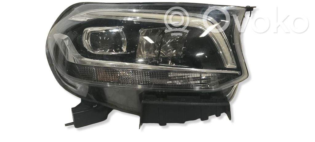 Mercedes-Benz C W205 Priekinis žibintas 