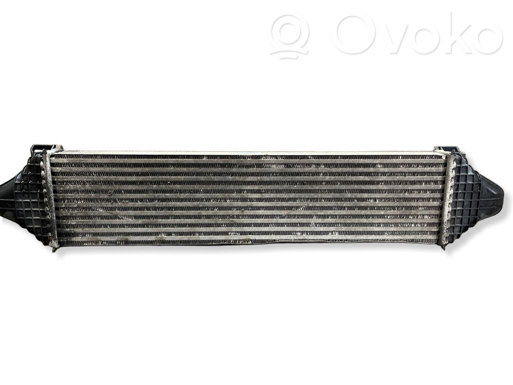 Volvo V40 Interkūlerio radiatorius 
