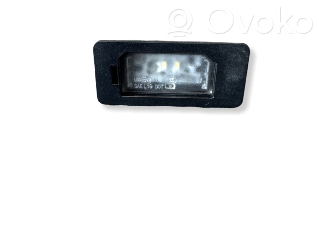 BMW 3 G20 G21 Numerio apšvietimas 