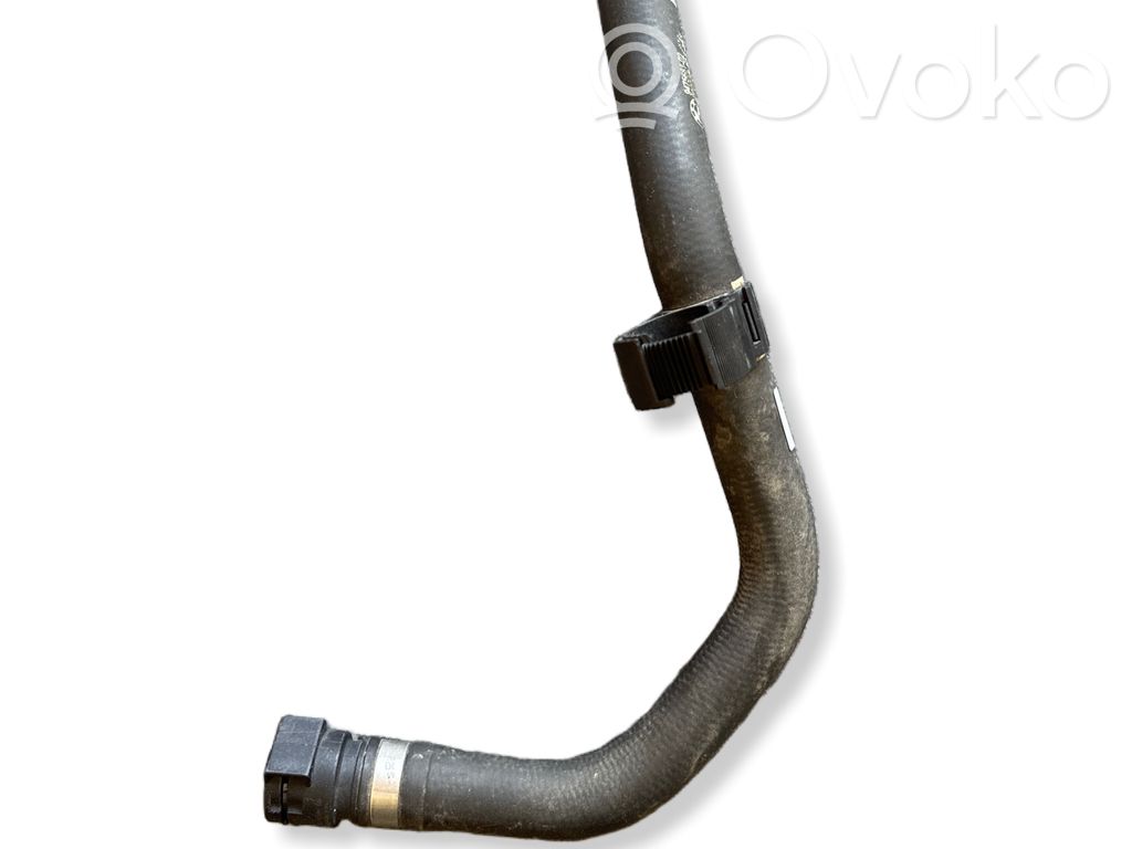 BMW i4 Engine coolant pipe/hose 