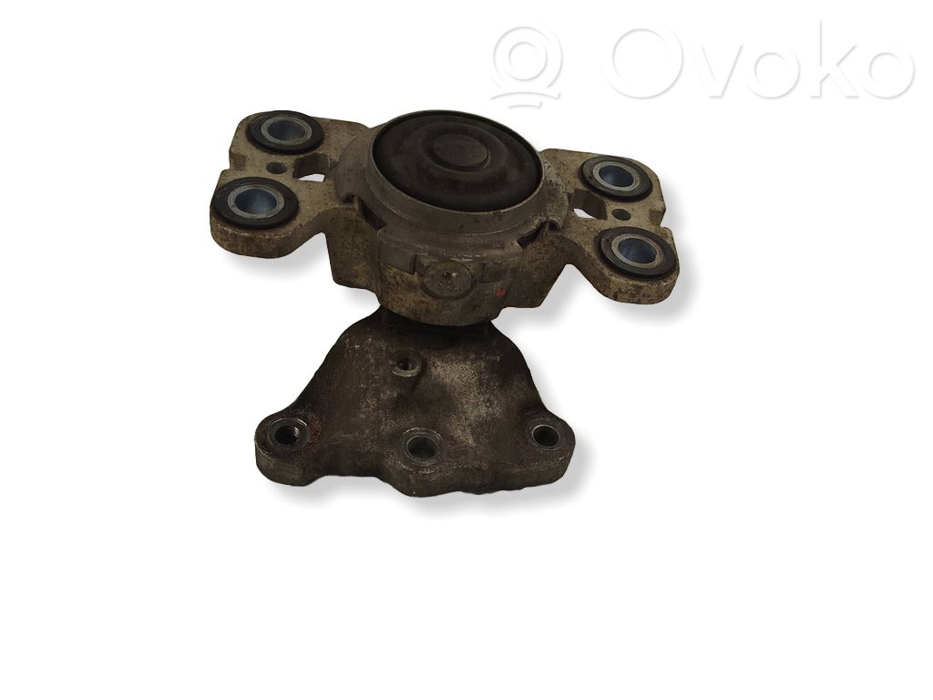 Engine mount bracket   31401307