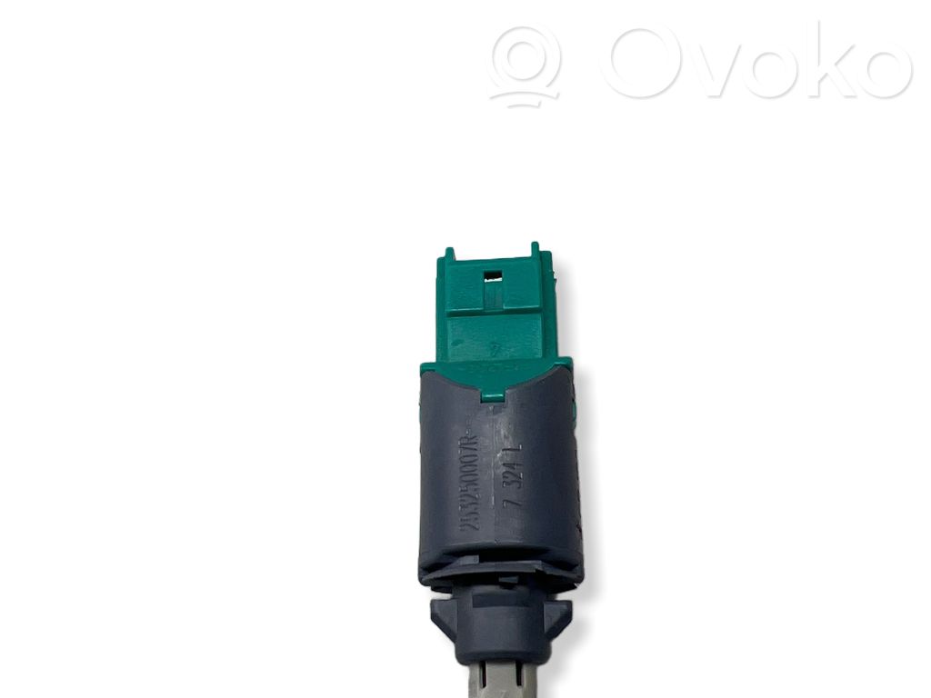 Renault Trafic III (X82) Brake pedal sensor switch 