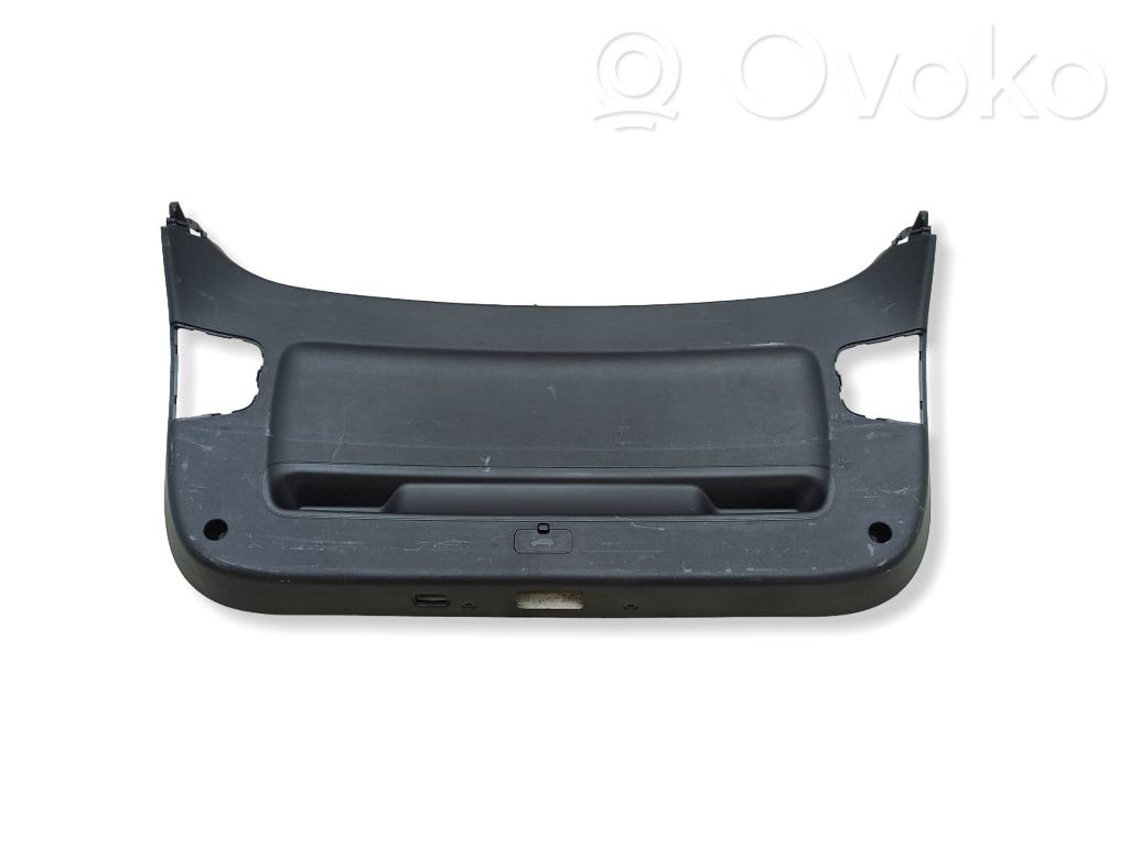 KIA Sportage Tailgate/boot lid cover trim 