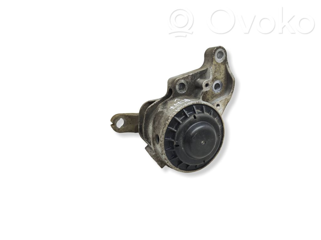 Ford Mondeo MK V Engine mount bracket 