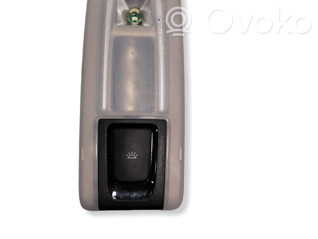 BMW 3 F30 F35 F31 Lampka podsufitki tylna 
