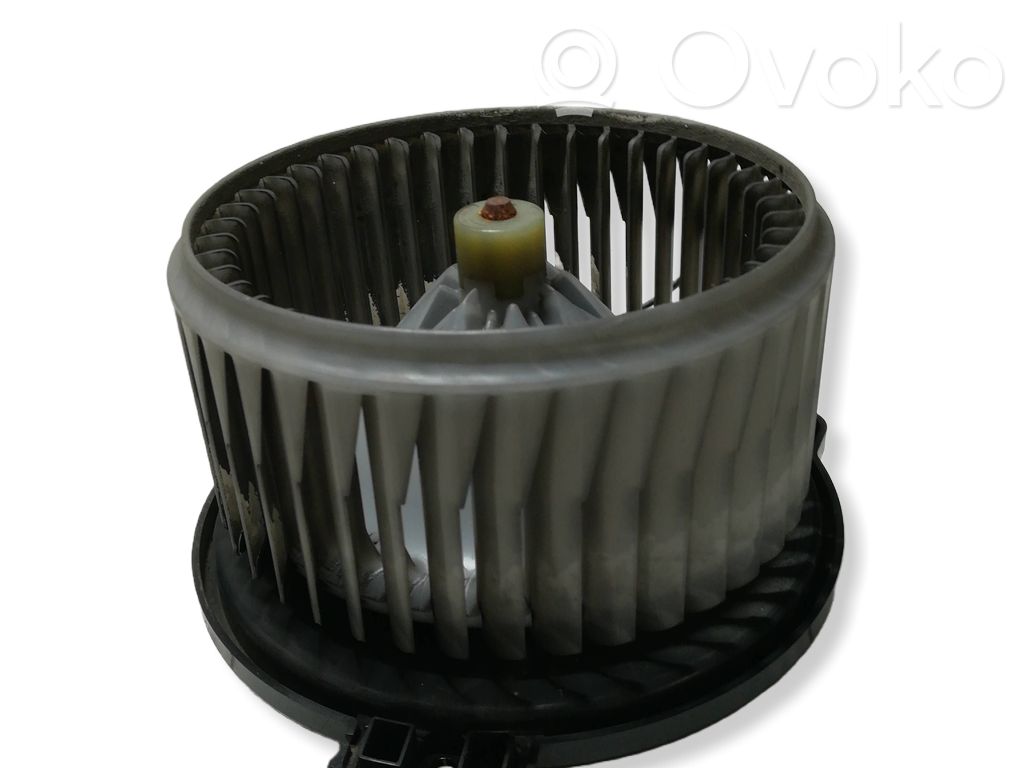 Subaru Legacy Mazā radiatora ventilators 