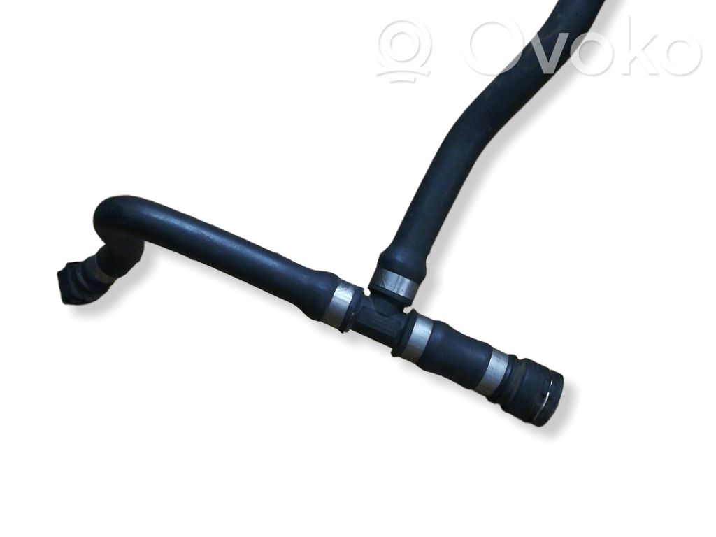 BMW X3 E83 Engine coolant pipe/hose 