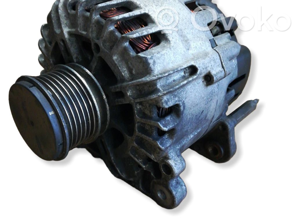 Volkswagen Golf VI Ģenerators 