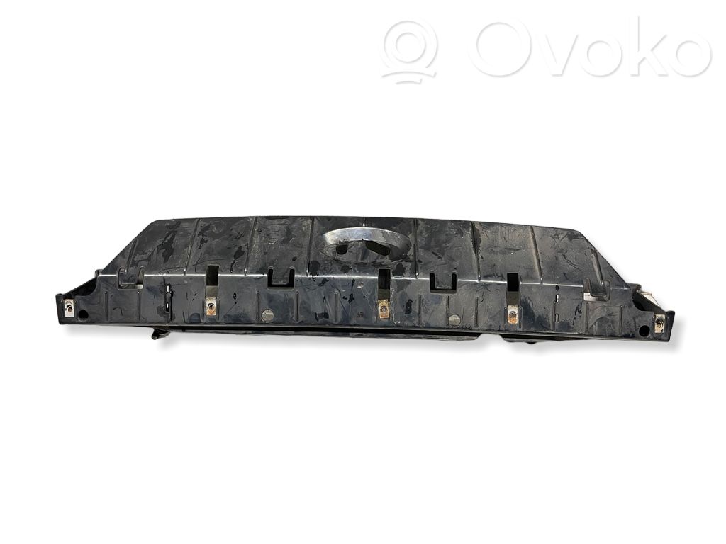 Radiator trim   EM2BR16E166B,V24BR16F166B,EYM2BR16E166B